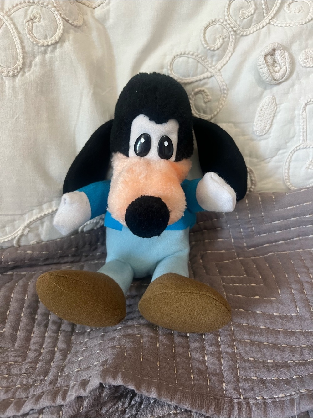 Vintage Disney Goofy from Mickey's Christmas Carol Plush Toy Doll Blue 7”